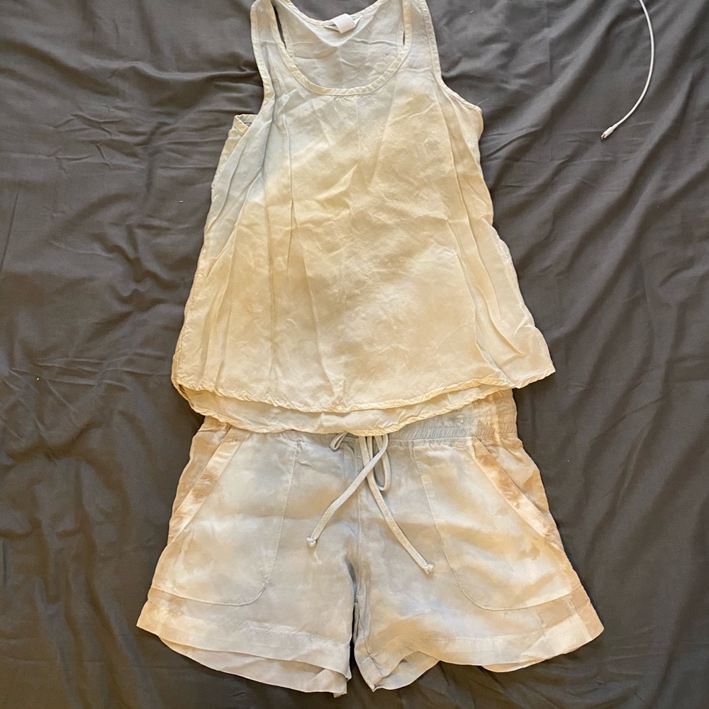 Shorts - Picture 3 of 7